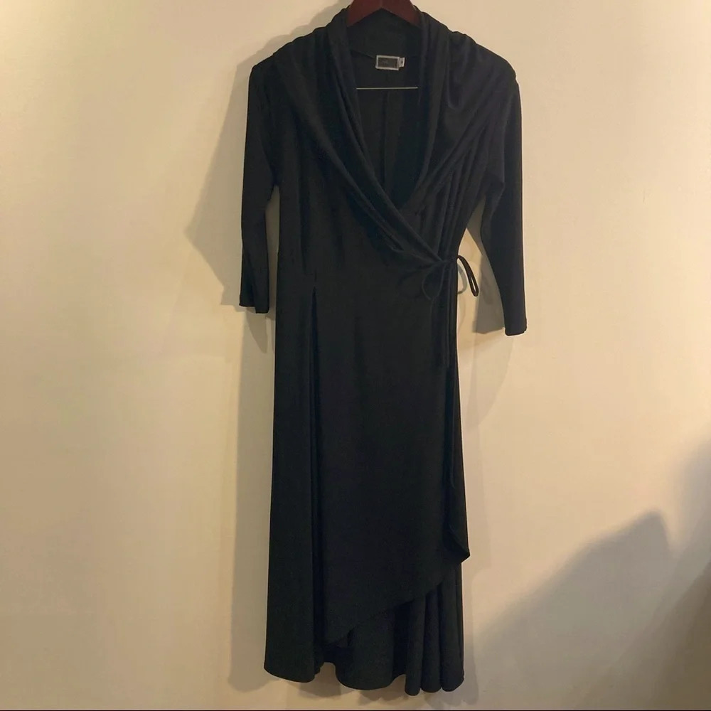 SYMPLI Sz 6 Wrap Dress Full Skirt 3/4 Length Sleeves Made in Canada